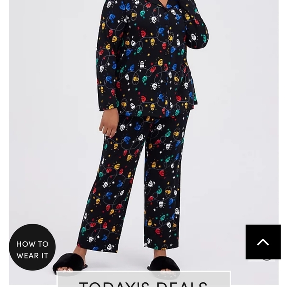 🆕🎄💀 SKULL HOLIDAY LIGHTS PJ SET🎄💀 - Picture 4 of 12